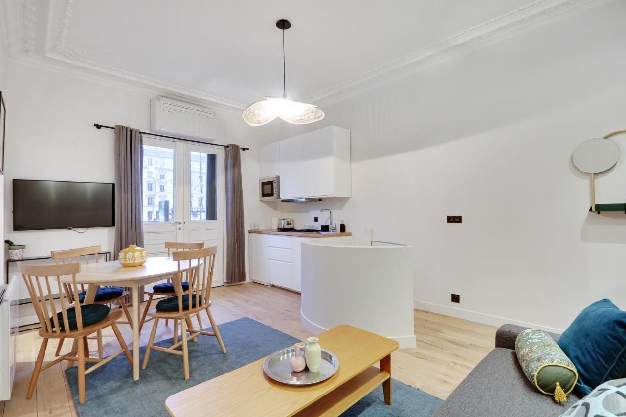 Pick A Flat'S Apartment In Neuilly Sur Seine - Avenue Charles De Gaulle Exteriör bild